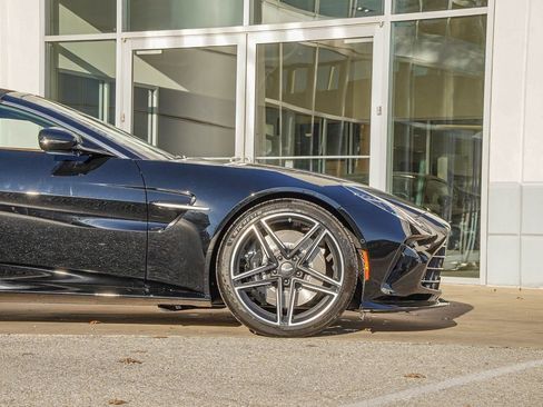 New 2026 Aston Martin V8 Vantage Roadster RWD image 8
