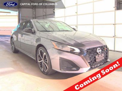 Used 2023 Nissan Altima 2.5 SR