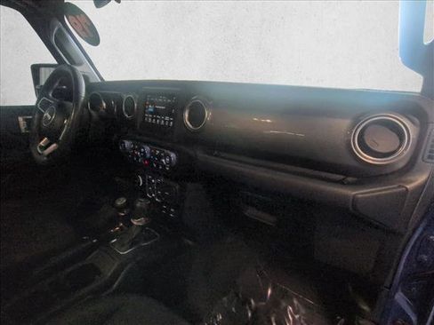 Used 2019 Jeep Wrangler Unlimited Sahara w/ Dual Top Group image 22