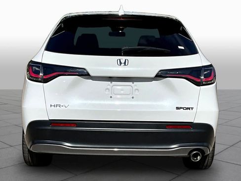Used 2023 Honda HR-V Sport image 5