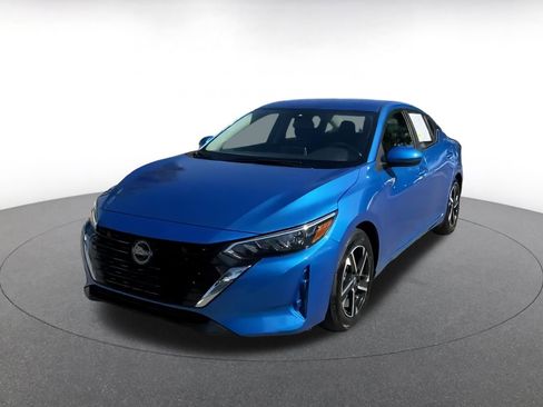 Used 2024 Nissan Sentra SV image 7