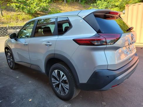 Used 2023 Nissan Rogue SV FWD image 7