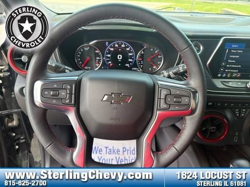Used 2022 Chevrolet Blazer RS w/ Enhanced Convenience Package FWD image 16