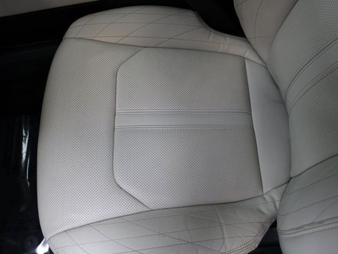 Used 2021 Ford Expedition Max Platinum image 20