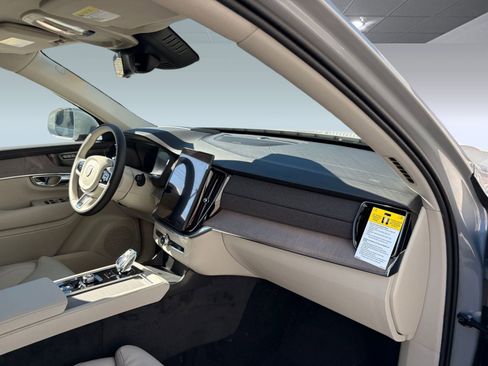 New 2026 Volvo XC90 B6 Ultra w/ Protection Package AWD/4WD image 27