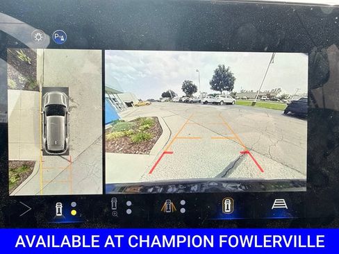 Used 2025 Chevrolet Equinox LT w/ Safety and Technology Package AWD/4WD image 22