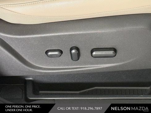 Used 2019 Ford Escape Titanium FWD image 44
