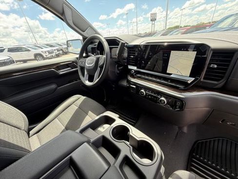 New 2026 GMC Sierra 1500 SLE image 26