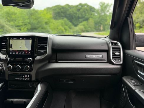 Used 2019 RAM 1500 Big Horn AWD/4WD image 35