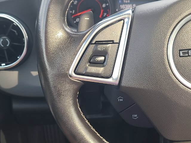 Used 2023 Chevrolet Camaro LT w/ Technology Package RWD image 16