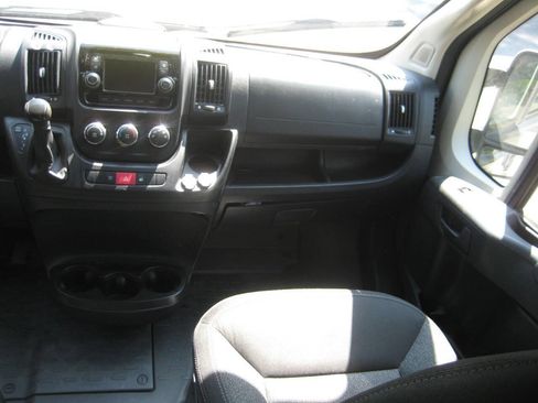 Used 2019 RAM ProMaster 2500 FWD image 13