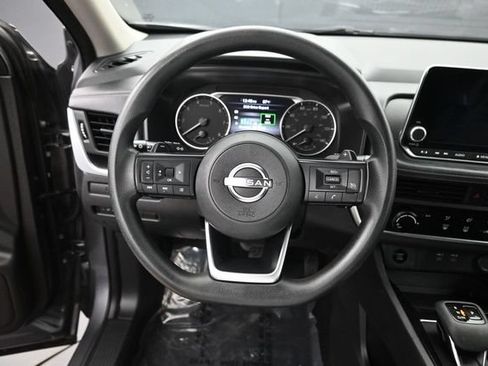 Used 2024 Nissan Rogue S AWD/4WD image 21