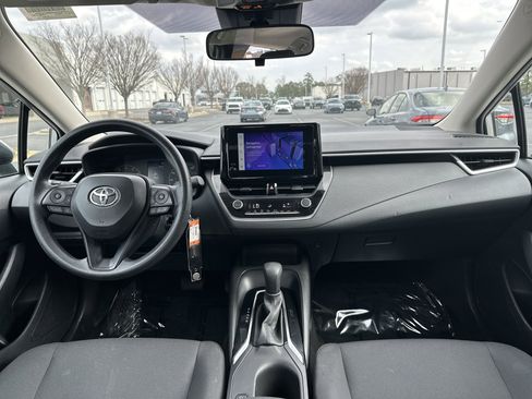 Certified 2024 Toyota Corolla LE image 28