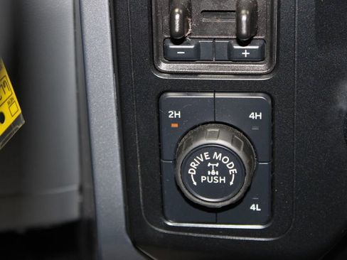 Used 2024 Ford F150 XLT w/ Tow/Haul Package image 40