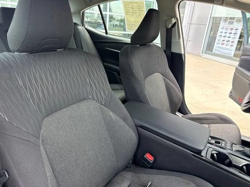 Used 2025 Toyota Camry LE FWD image 29