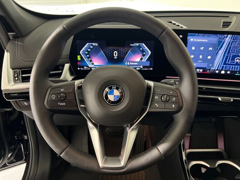 Used 2026 BMW X1 xDrive28i w/ Technology Package image 18