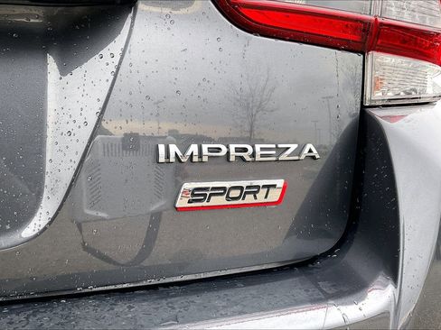 Used 2022 Subaru Impreza 2.0i Sport image 31