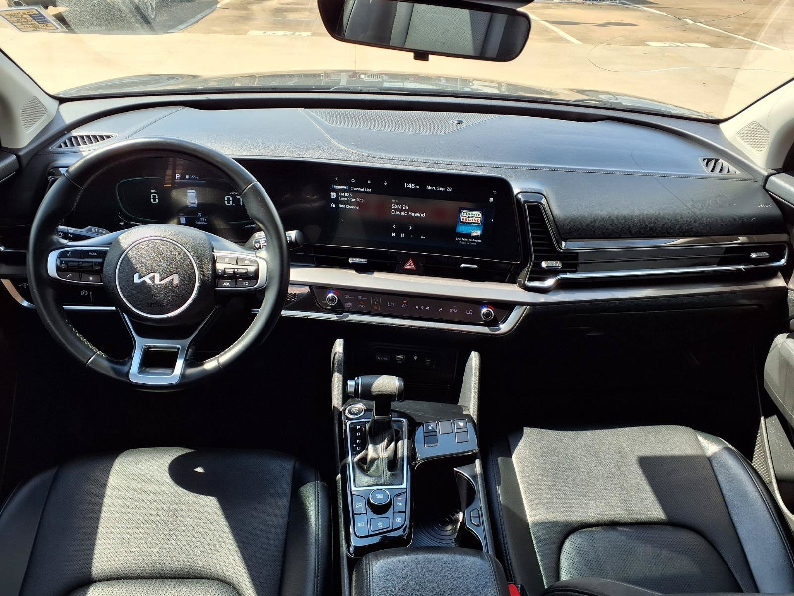 Used 2023 Kia Sportage EX FWD image 4