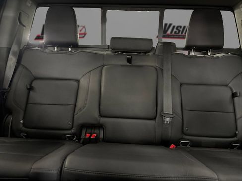 Used 2022 GMC Sierra 3500 SLT w/ SLT Preferred Package AWD/4WD image 20
