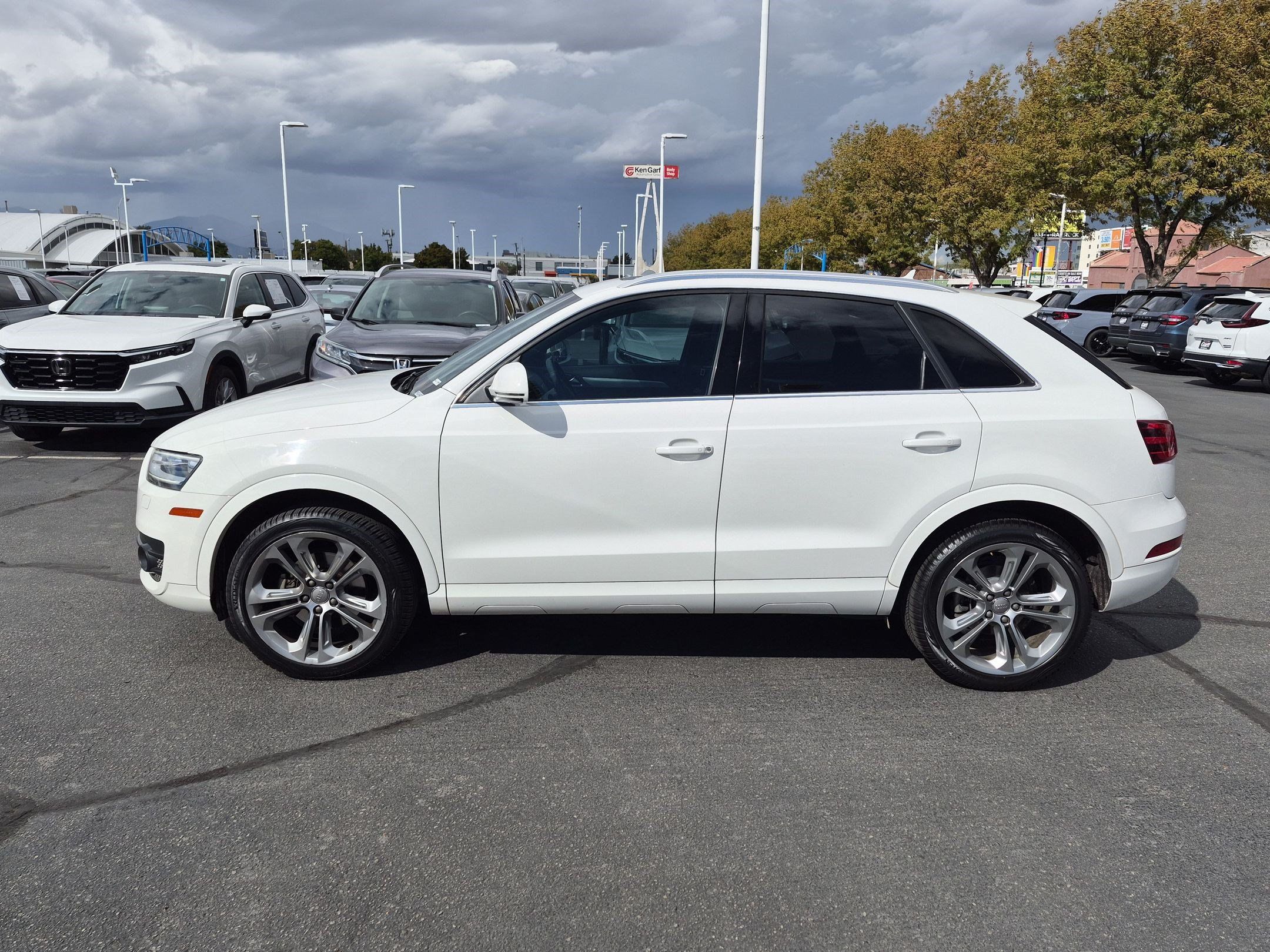 Used 2015 Audi Q3 2.0T Premium Plus AWD/4WD image 9