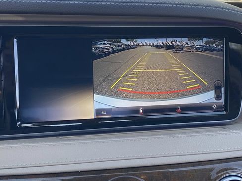 Used 2014 Mercedes-Benz S 550 Sedan image 28
