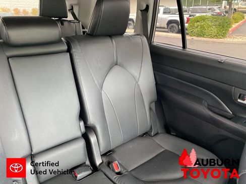 Certified 2024 Toyota Grand Highlander AWD image 28