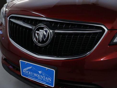 Used 2019 Buick Envision Essence image 9