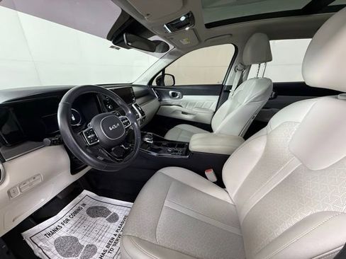 Used 2023 Kia Sorento SX image 13