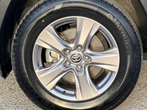 Certified 2024 Toyota RAV4 XLE image 26