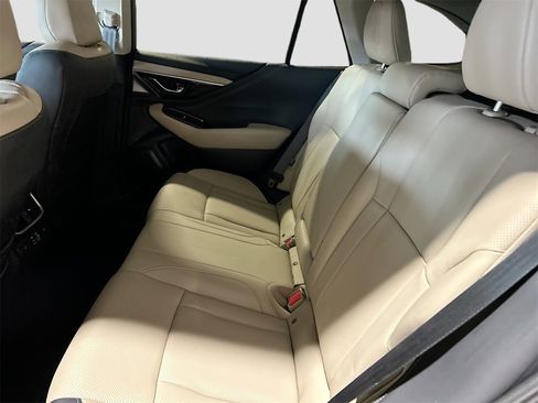 Used 2025 Subaru Outback Limited XT w/ Popular Package #2 image 26