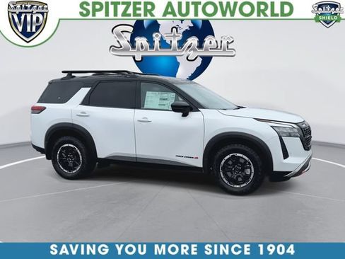 Used 2026 Nissan Pathfinder Rock Creek AWD/4WD image 2