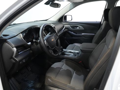 Used 2020 Chevrolet Traverse L FWD image 30