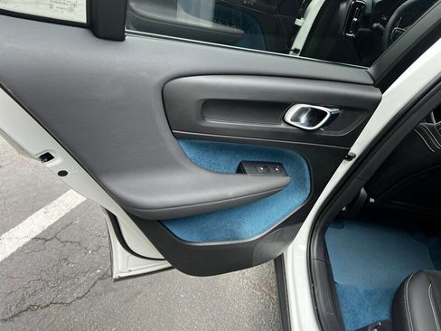 Used 2023 Volvo C40 P8 Recharge Ultimate AWD/4WD image 19