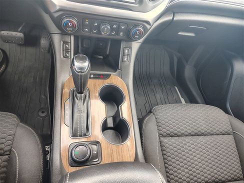 Used 2018 GMC Acadia SLE w/ Driver Alert Package I image 31