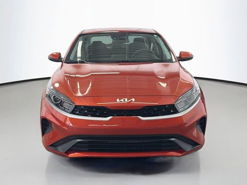 Used 2023 Kia Forte LXS w/ LXS Technology Package FWD image 2