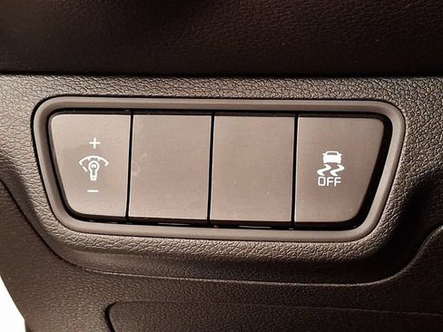 Used 2024 Kia Forte LXS FWD image 22