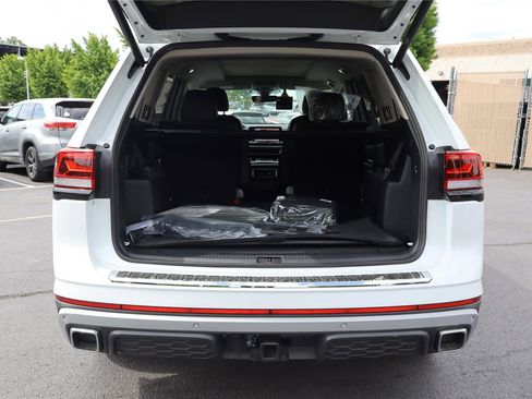 New 2026 Volkswagen Atlas Peak Edition AWD/4WD image 5