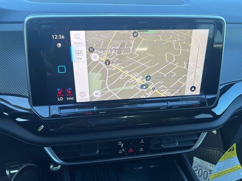 New 2026 Volkswagen Atlas Cross Sport SEL Premium R-Line image 28