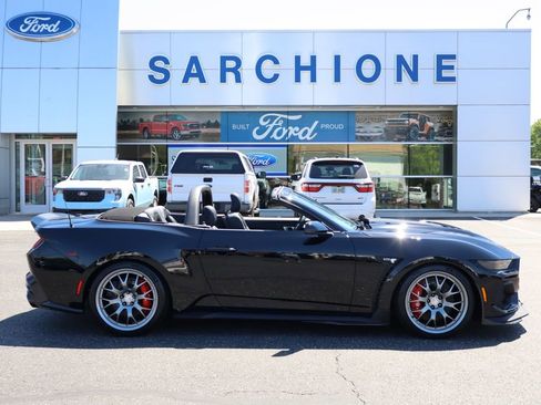 New 2026 Ford Mustang GT Premium w/ GT Performance Package RWD image 2