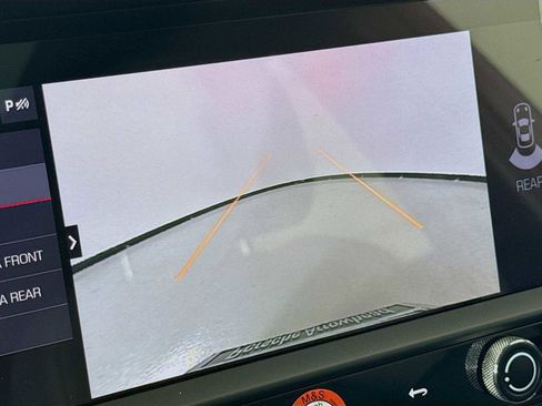 New 2025 Porsche Macan image 20