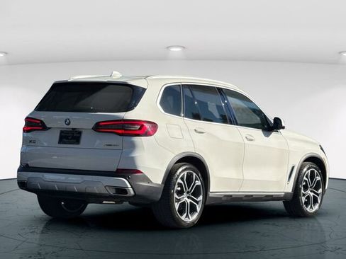 Used 2023 BMW X5 xDrive40i w/ Parking Assistance Package image 7