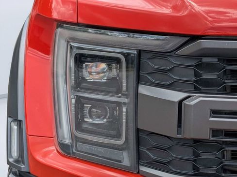 Used 2023 Ford F150 Raptor AWD/4WD image 9