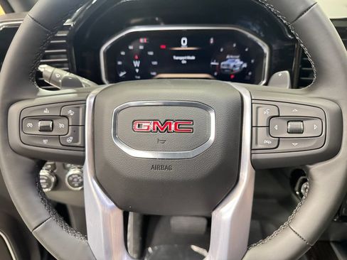 New 2026 GMC Sierra 1500 Elevation AWD/4WD image 17