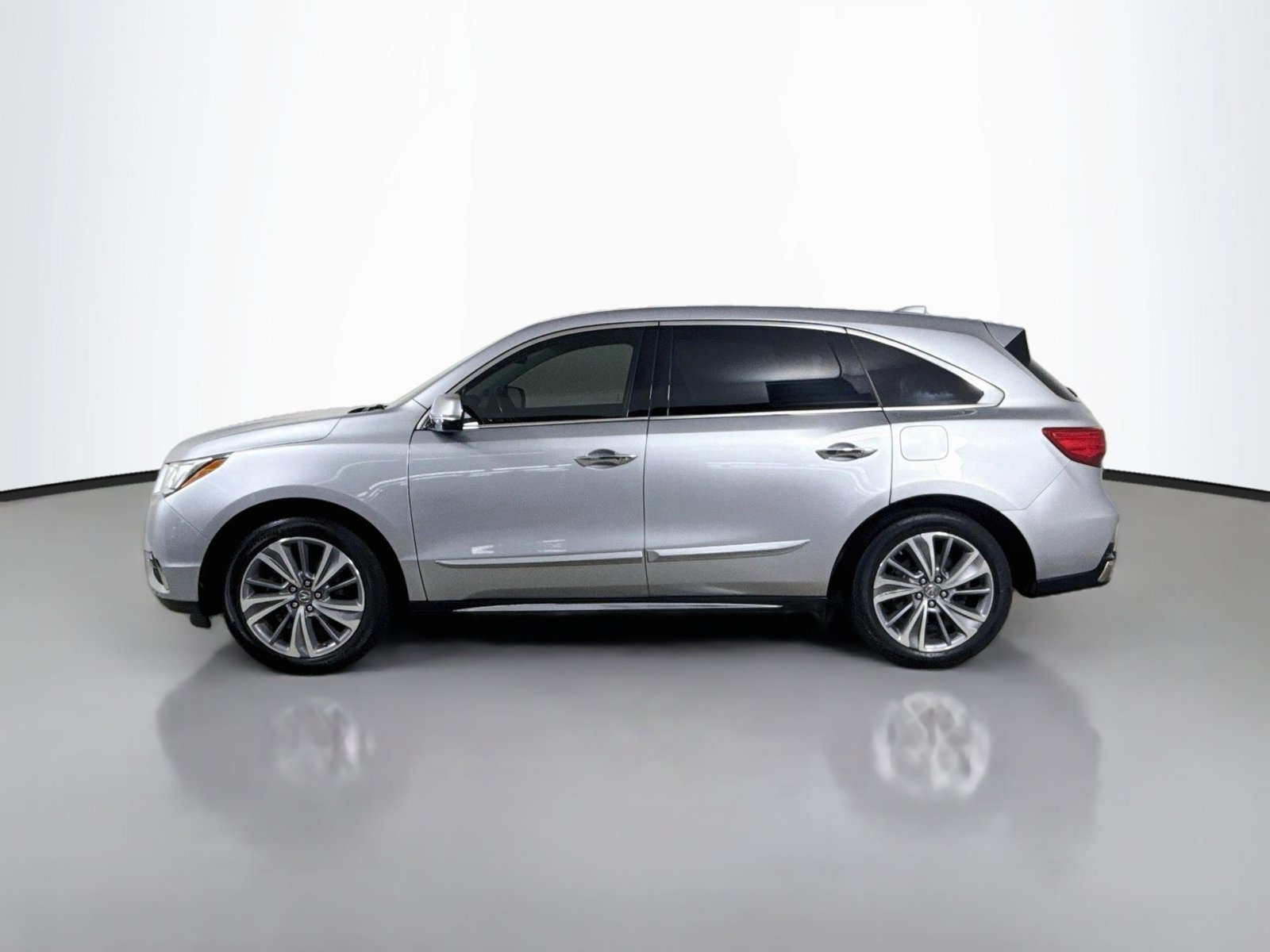 Used 2018 Acura MDX w/ Technology Package AWD/4WD image 2