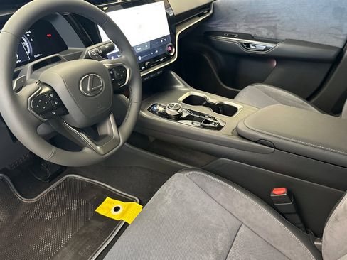 New 2026 Lexus RZ 450e AWD image 7