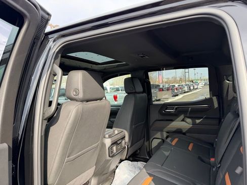 New 2026 GMC Sierra 1500 AT4 w/ Technology Package AWD/4WD image 12