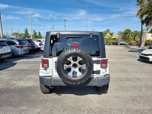 Used 2014 Jeep Wrangler Unlimited Sport w/ Quick Order Package 24S image 7