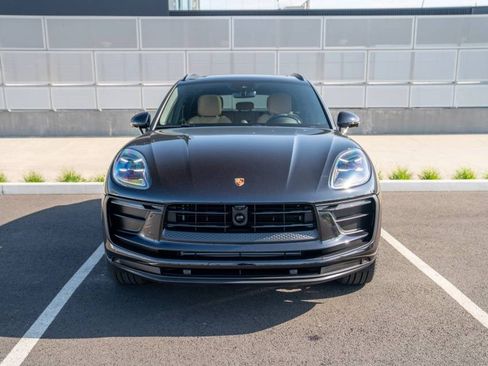 New 2026 Porsche Macan AWD/4WD image 6