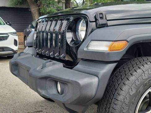 Used 2020 Jeep Wrangler Unlimited Sport AWD/4WD image 7