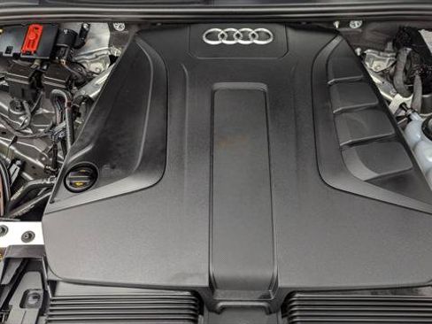 Used 2023 Audi Q7 2.0T Premium Plus w/ Premium Plus Package AWD/4WD image 32